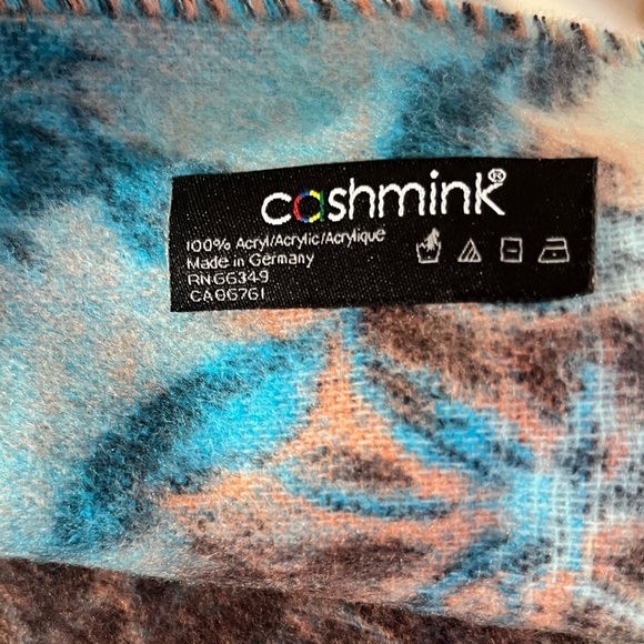 Floral Wrap Scarf Fringe Hem, NEW - Picture 7 of 9